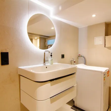 Comfort Hub - - 3 Gaestezimmer Im Eigentumshaus *