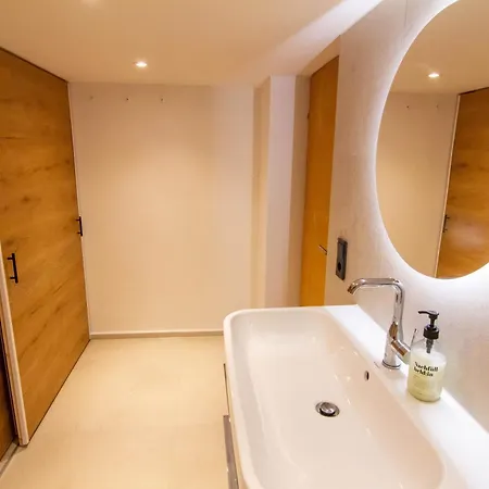 Comfort Hub - - 3 Gaestezimmer Im Eigentumshaus Кёльн