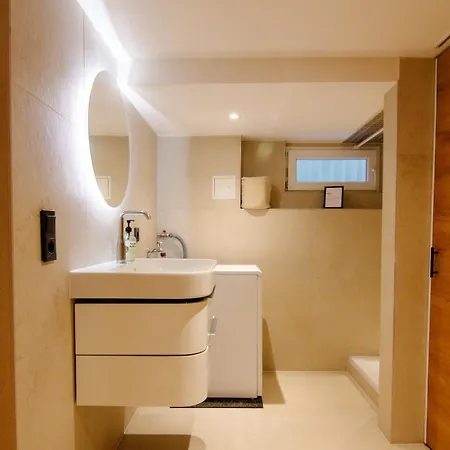 Comfort Hub - - 2 Gaestezimmer Im Eigentumshaus Кёльн