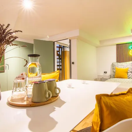 Comfort Hub - - 2 Gaestezimmer Im Eigentumshaus Гостевой дом