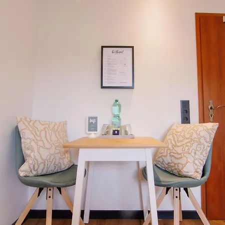 Comfort Hub - - 3 Gaestezimmer Im Eigentumshaus * Кёльн