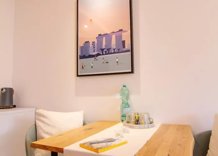 Comfort Hub - - 2 Gaestezimmer Im Eigentumshaus 게스트하우스 *