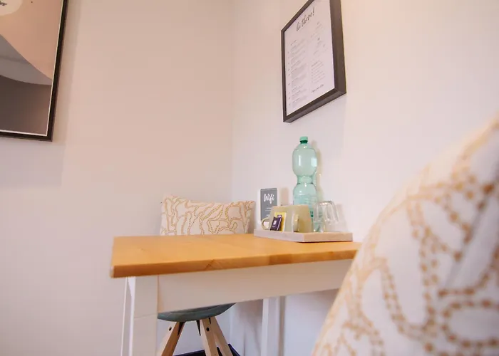 Comfort Hub - - 2 Gaestezimmer Im Eigentumshaus * 쾰른